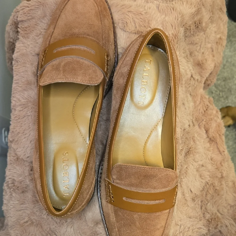 Talbots Brown Suede Penny Loafers Lug Sole Women’s 6.5